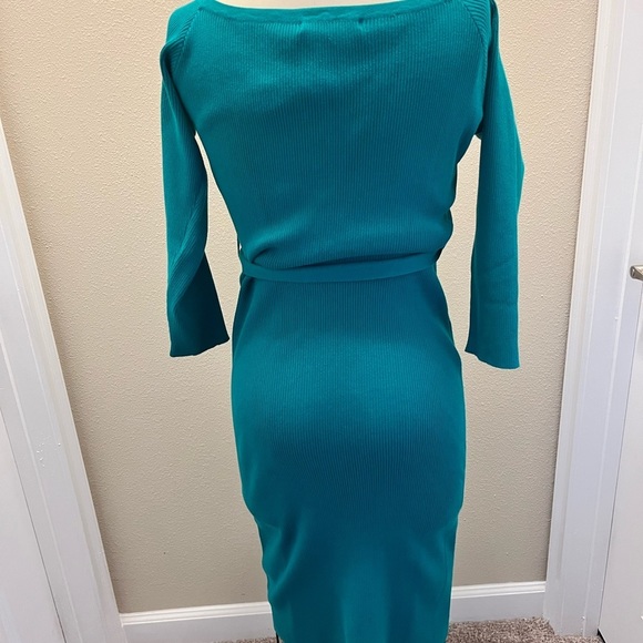𝅺PLUS Size Rib Knit Midi Dress - Picture 5 of 7